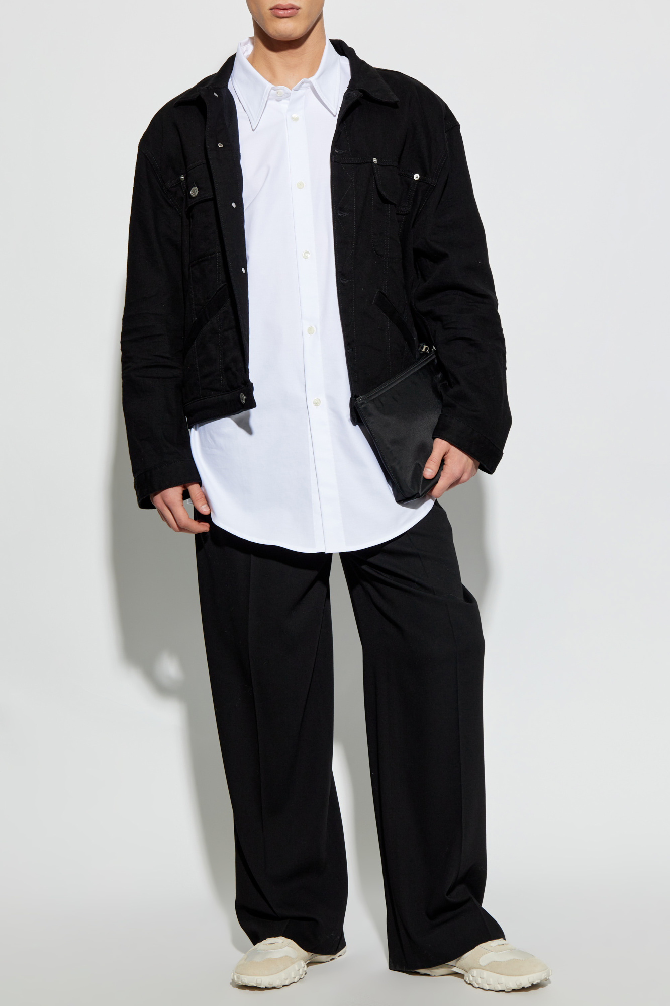 Tシャツ・カットソー MARNI FW23 Cut-out collar shirt (CAMA0556SYUTC288 00W01) Marni T-shirt with printed logo | Men's Clothing | Vitkac